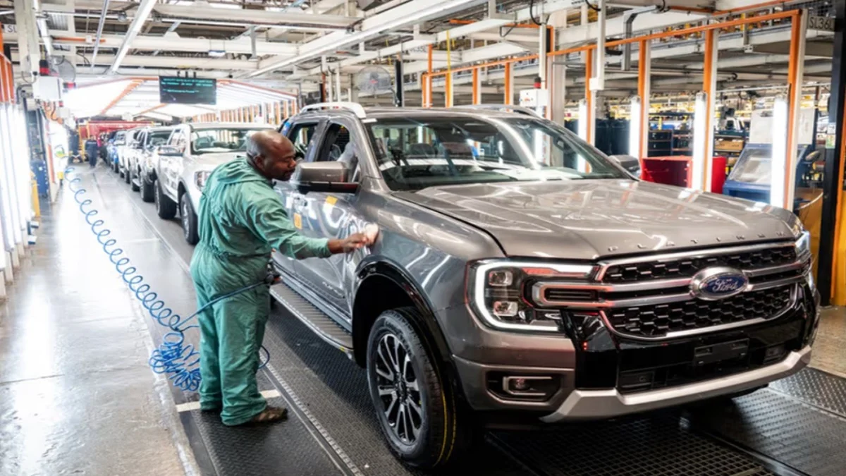 Ford'dan Yeni Hata! 1 Milyondan Fazla Aracını Geri Çağırdı...